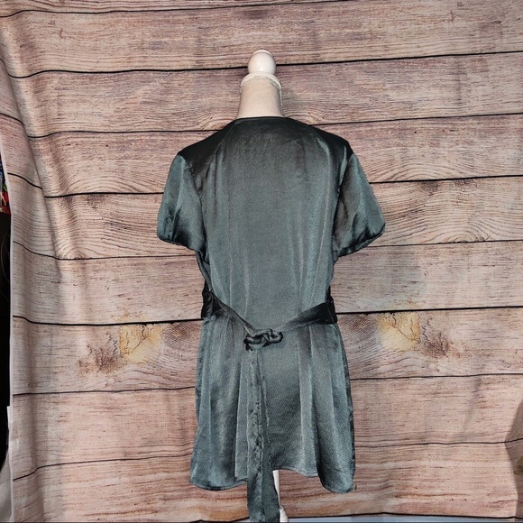 Motherhood Maternity Short Sleeve V Neck Top Sz XL - Picture 5 of 8